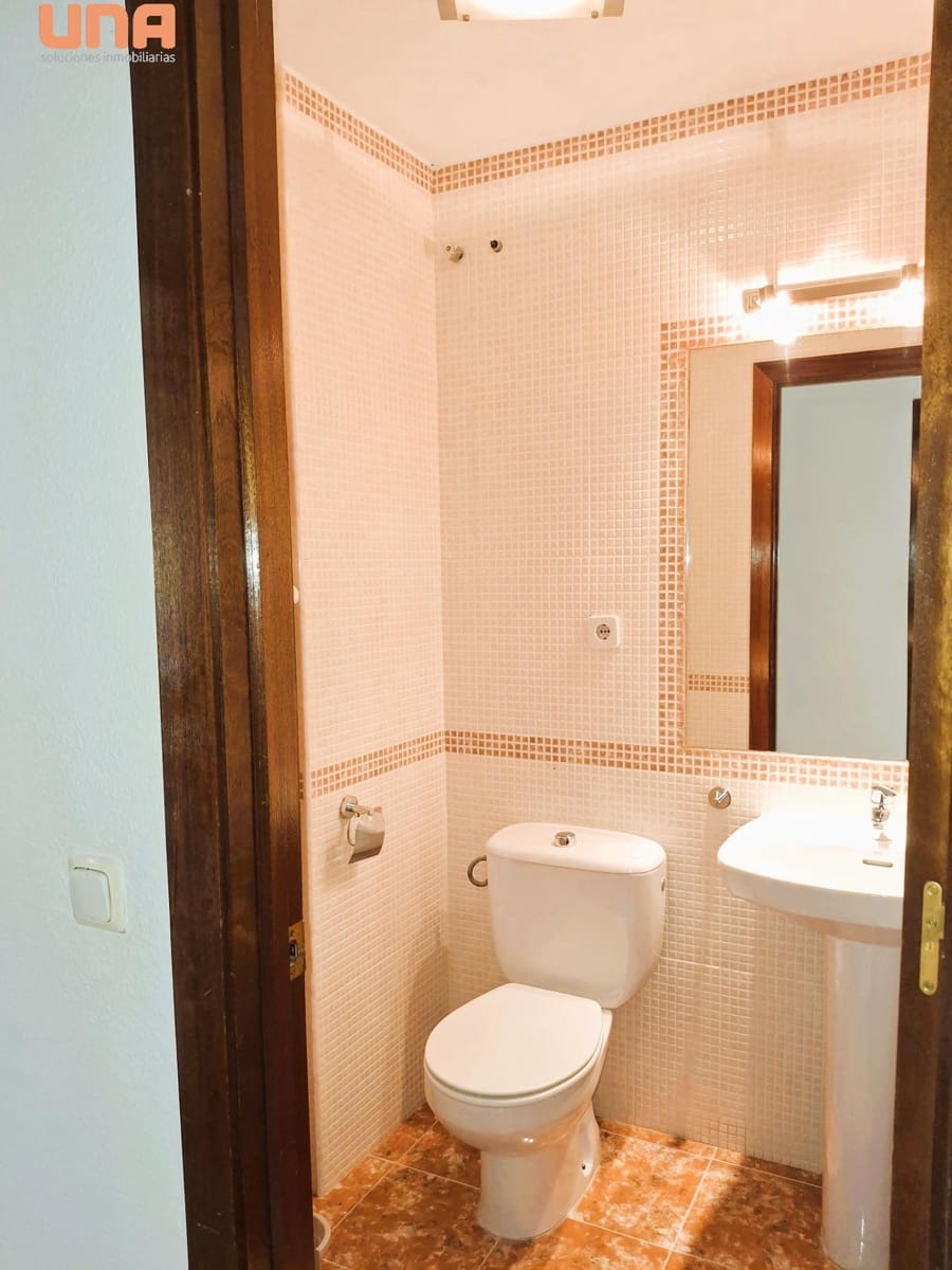 4 makuuhuone Asunto myytävänä paikassa Cordoba kaupunki - 120 000 € (Ref: 9530817)