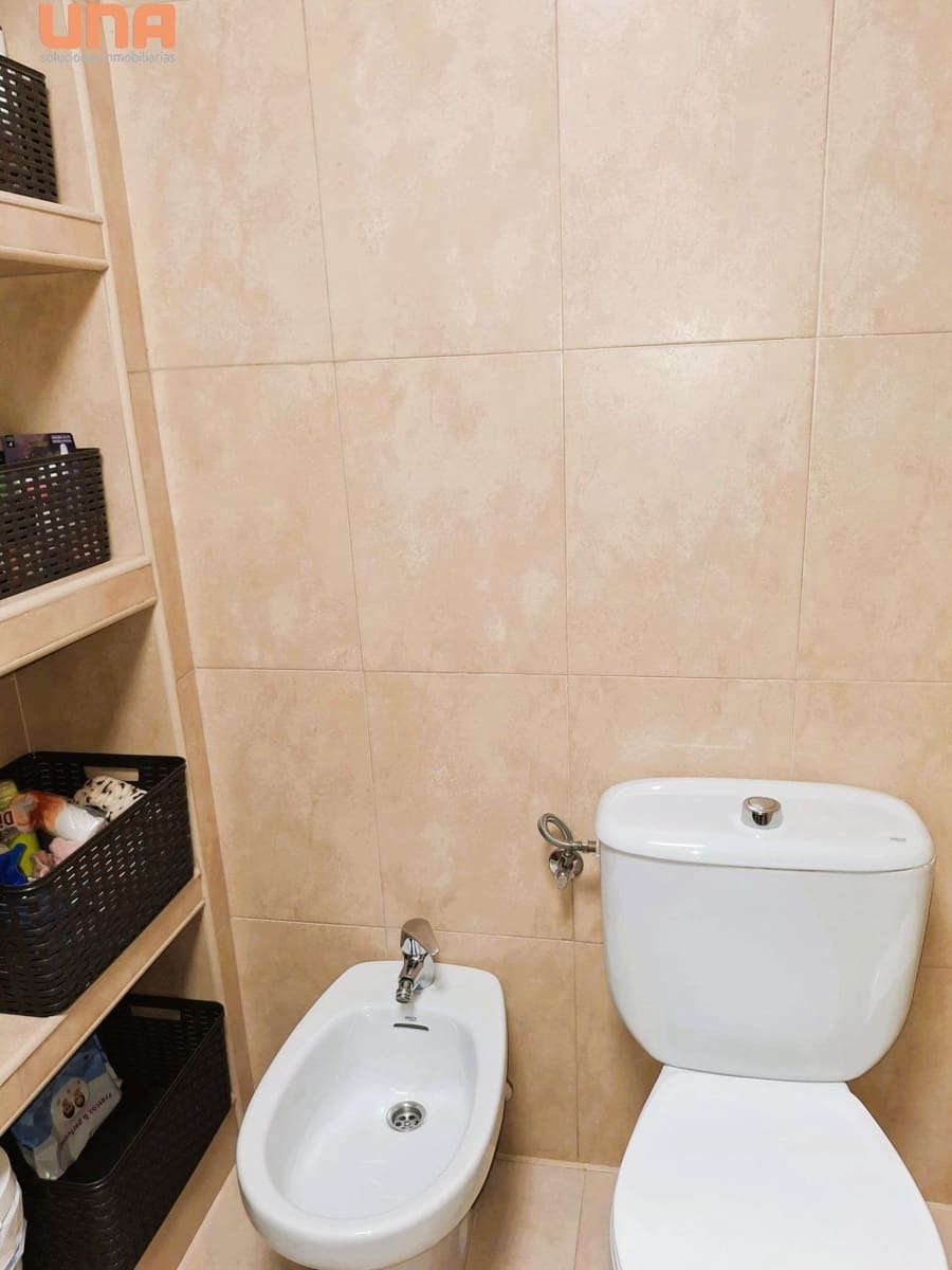 4 makuuhuone Asunto myytävänä paikassa Cordoba kaupunki - 120 000 € (Ref: 9530817)