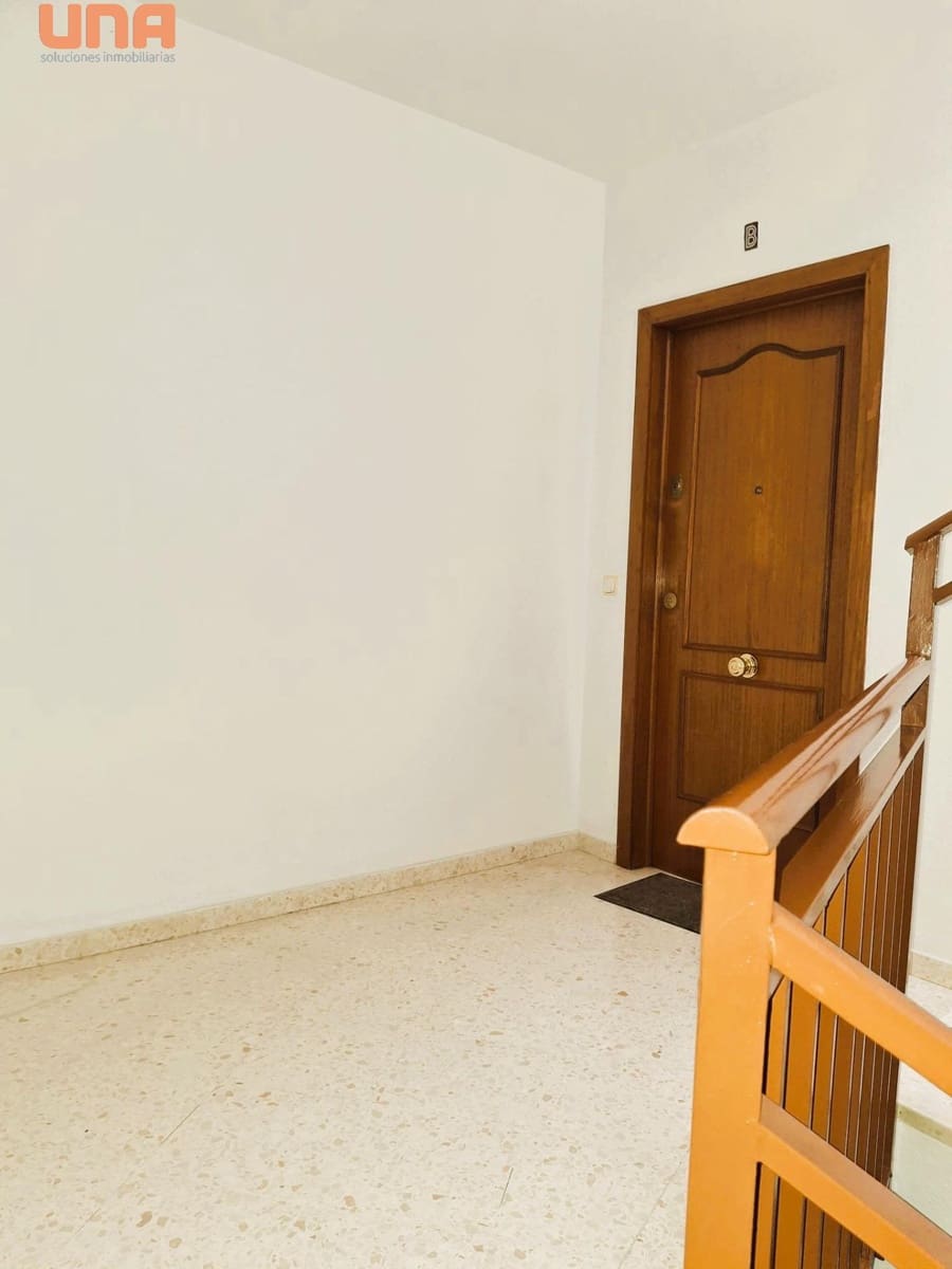 4 makuuhuone Asunto myytävänä paikassa Cordoba kaupunki - 120 000 € (Ref: 9530817)