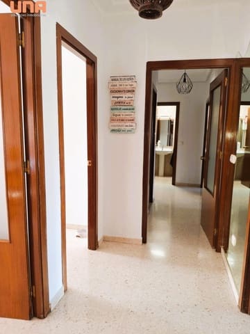 4 chambre Appartement à vendre à Cordoue ville - 120 000 € (Ref: 9530817)