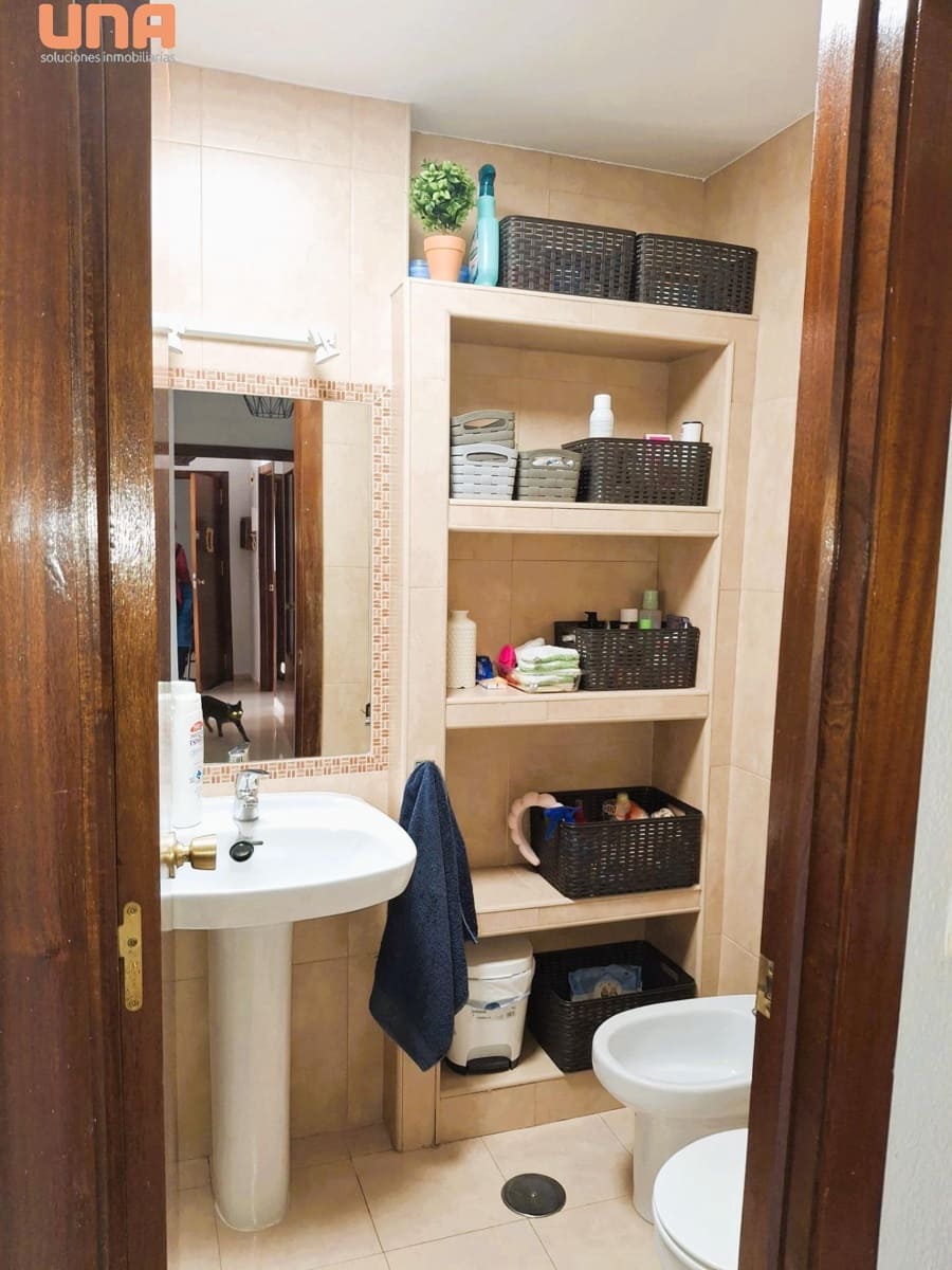 4 makuuhuone Asunto myytävänä paikassa Cordoba kaupunki - 120 000 € (Ref: 9530817)