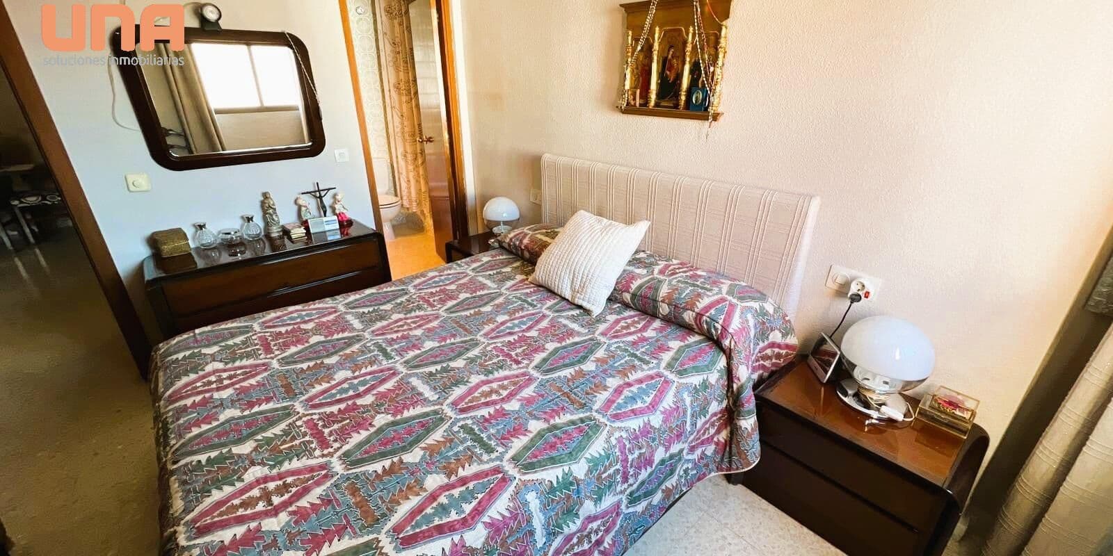 3 makuuhuone Asunto myytävänä paikassa Cordoba kaupunki - 157 900 € (Ref: 9530818)