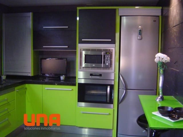 4 chambre Maison de Ville à vendre à El Higueron, Cordoue ville avec piscine garage - 285 000 € (Ref: 9530819)