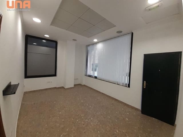 Comercial para arrendar em El Tablero, Córdova cidade - 275 € (Ref: 9533881)