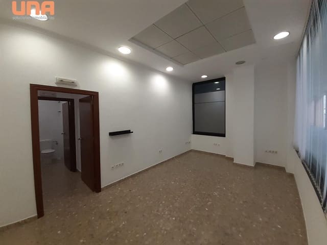 Comercial para arrendar em El Tablero, Córdova cidade - 275 € (Ref: 9533881)