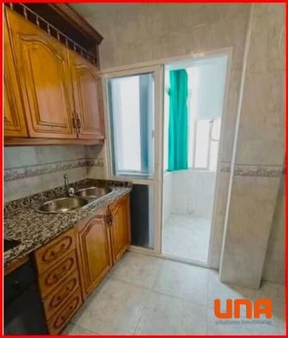 3 soveværelse Lejlighed til salg i Córdoba by - € 123.500 (Ref: 9562024)