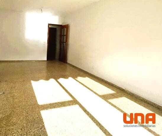 3 soveværelse Lejlighed til salg i Córdoba by - € 123.500 (Ref: 9562024)