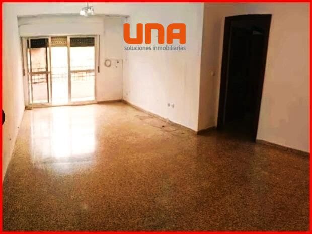 3 soveværelse Lejlighed til salg i Cordoba by - € 123.500 (Ref: 9562024)