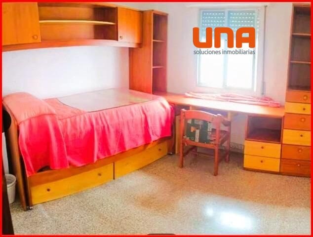 3 soveværelse Lejlighed til salg i Cordoba by - € 123.500 (Ref: 9562024)