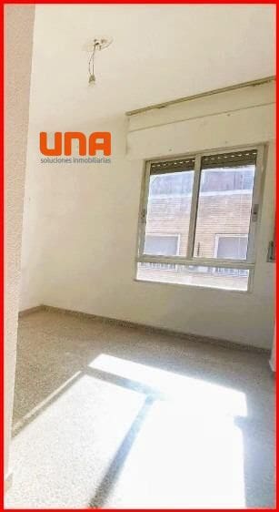 3 soveværelse Lejlighed til salg i Cordoba by - € 123.500 (Ref: 9562024)