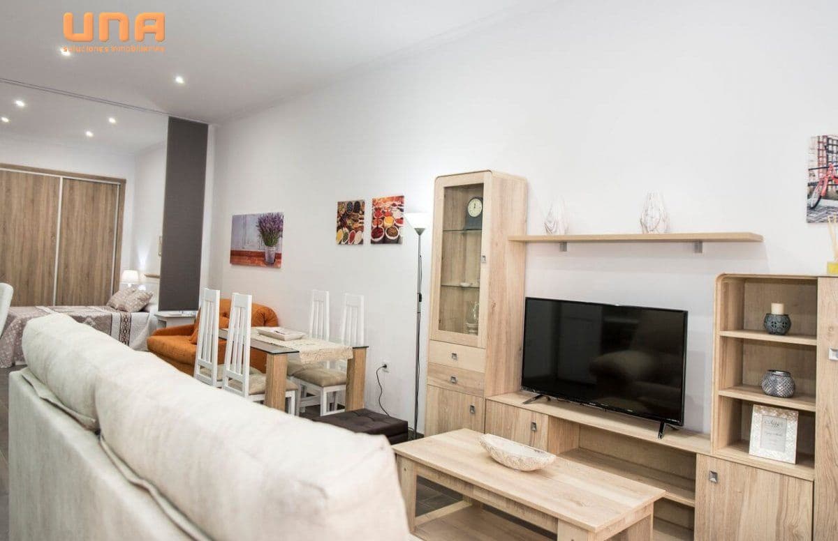 1 soveværelse Loft til leje i Cordoba by - € 595 (Ref: 9568955)