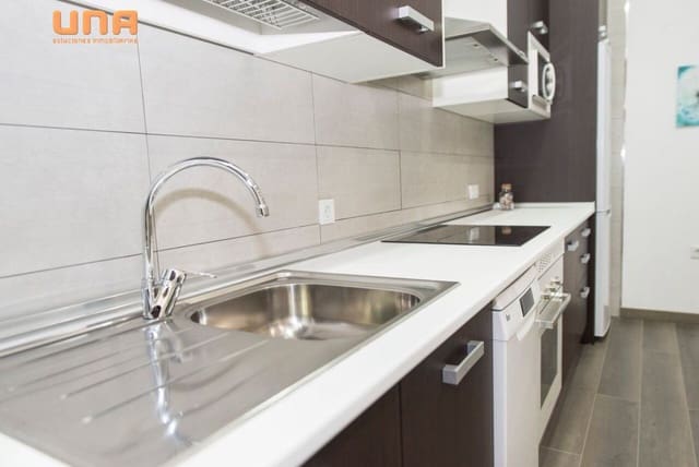 1 soveværelse Loft til leje i El Tablero, Córdoba by - € 595 (Ref: 9568955)