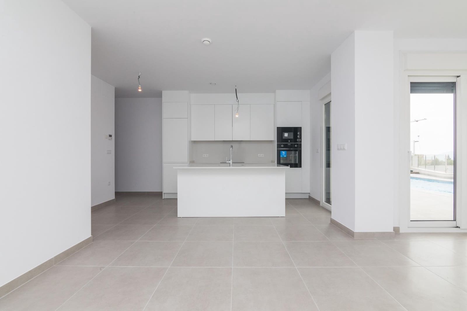 3 makuuhuone Huvila myytävänä paikassa Polop mukana uima-altaan 
autotalli - 510 000 € (Ref: 7952589)