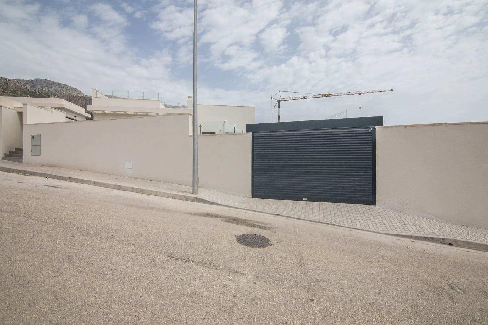 3 makuuhuone Huvila myytävänä paikassa Polop mukana uima-altaan 
autotalli - 510 000 € (Ref: 7952589)