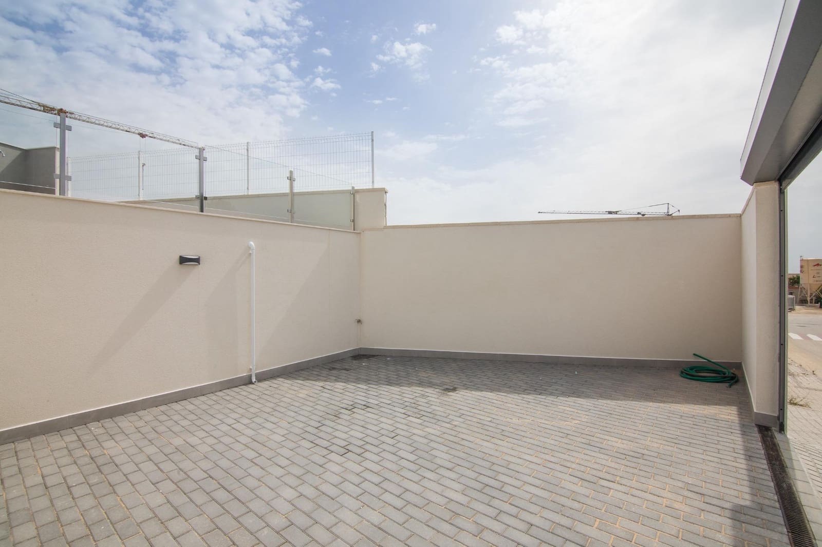 3 makuuhuone Huvila myytävänä paikassa Polop mukana uima-altaan 
autotalli - 510 000 € (Ref: 7952589)