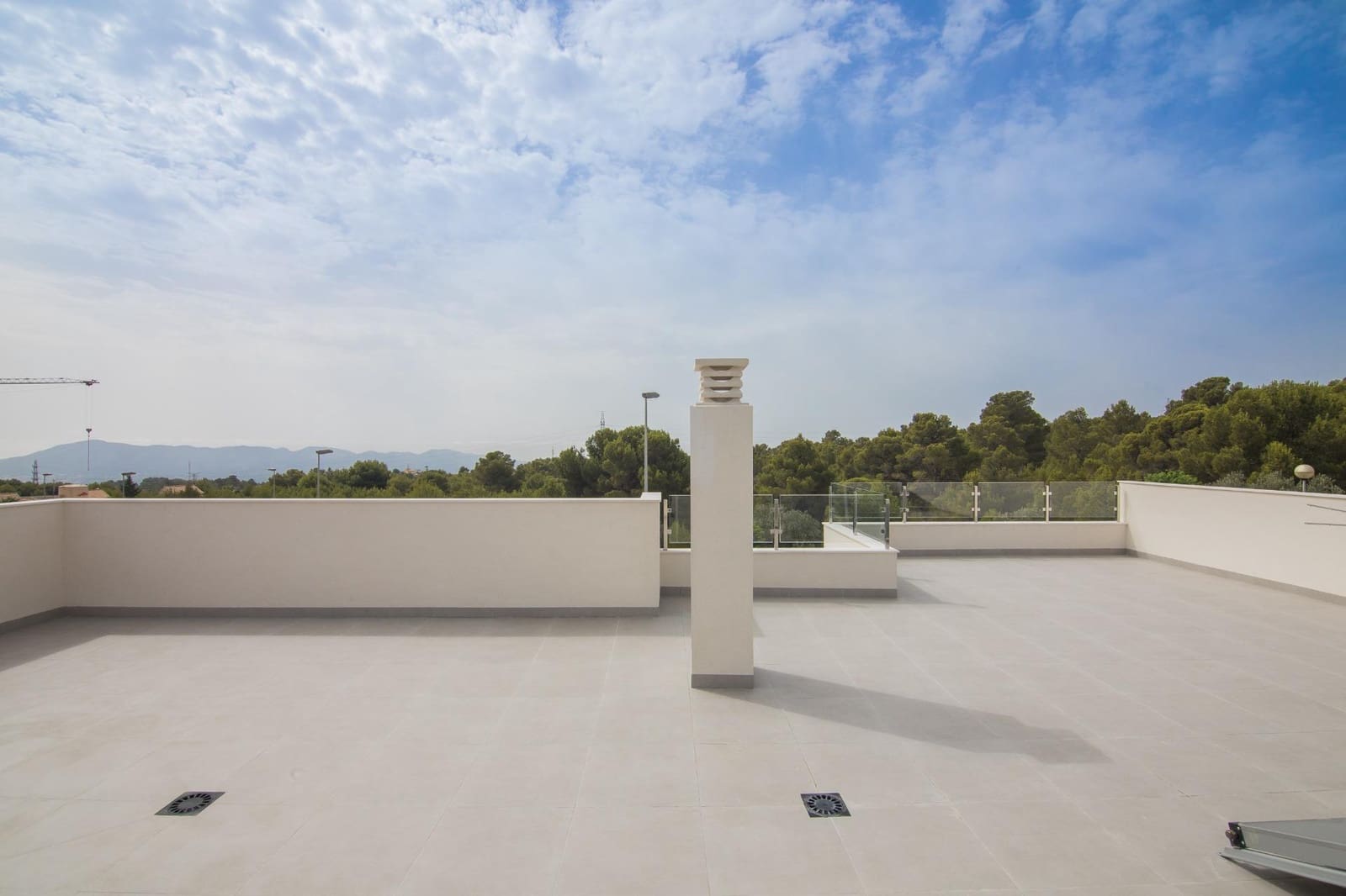 3 makuuhuone Huvila myytävänä paikassa Polop mukana uima-altaan 
autotalli - 510 000 € (Ref: 7952589)