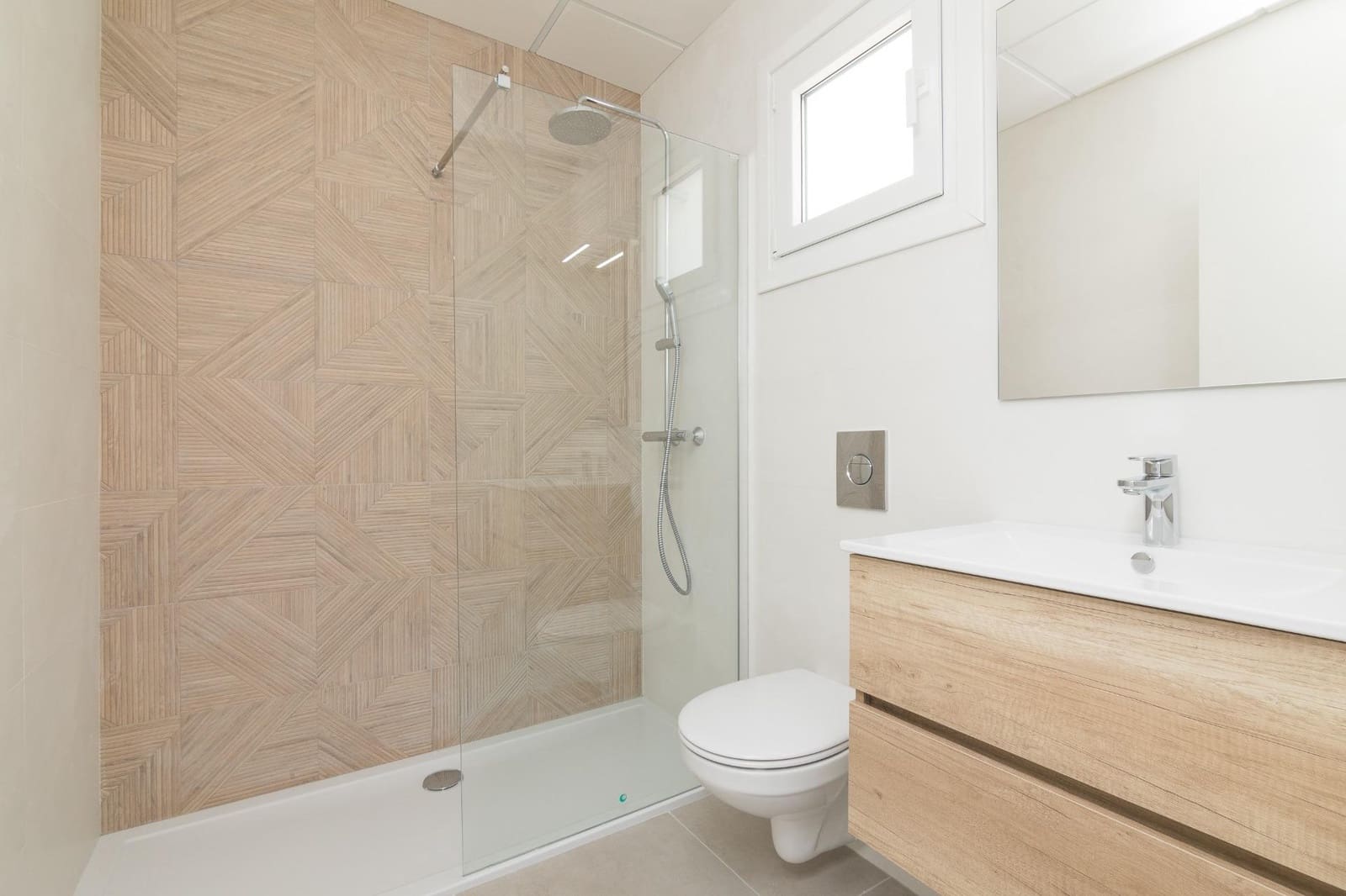 3 makuuhuone Huvila myytävänä paikassa Polop mukana uima-altaan 
autotalli - 510 000 € (Ref: 7952589)