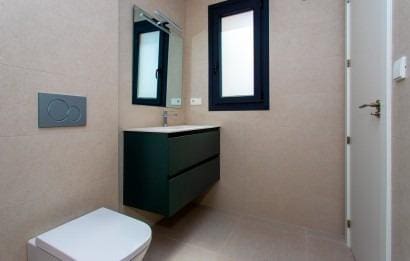 3 soveværelse Bungalow til salg i Monforte del Cid med swimmingpool garage - € 315.000 (Ref: 8254108)