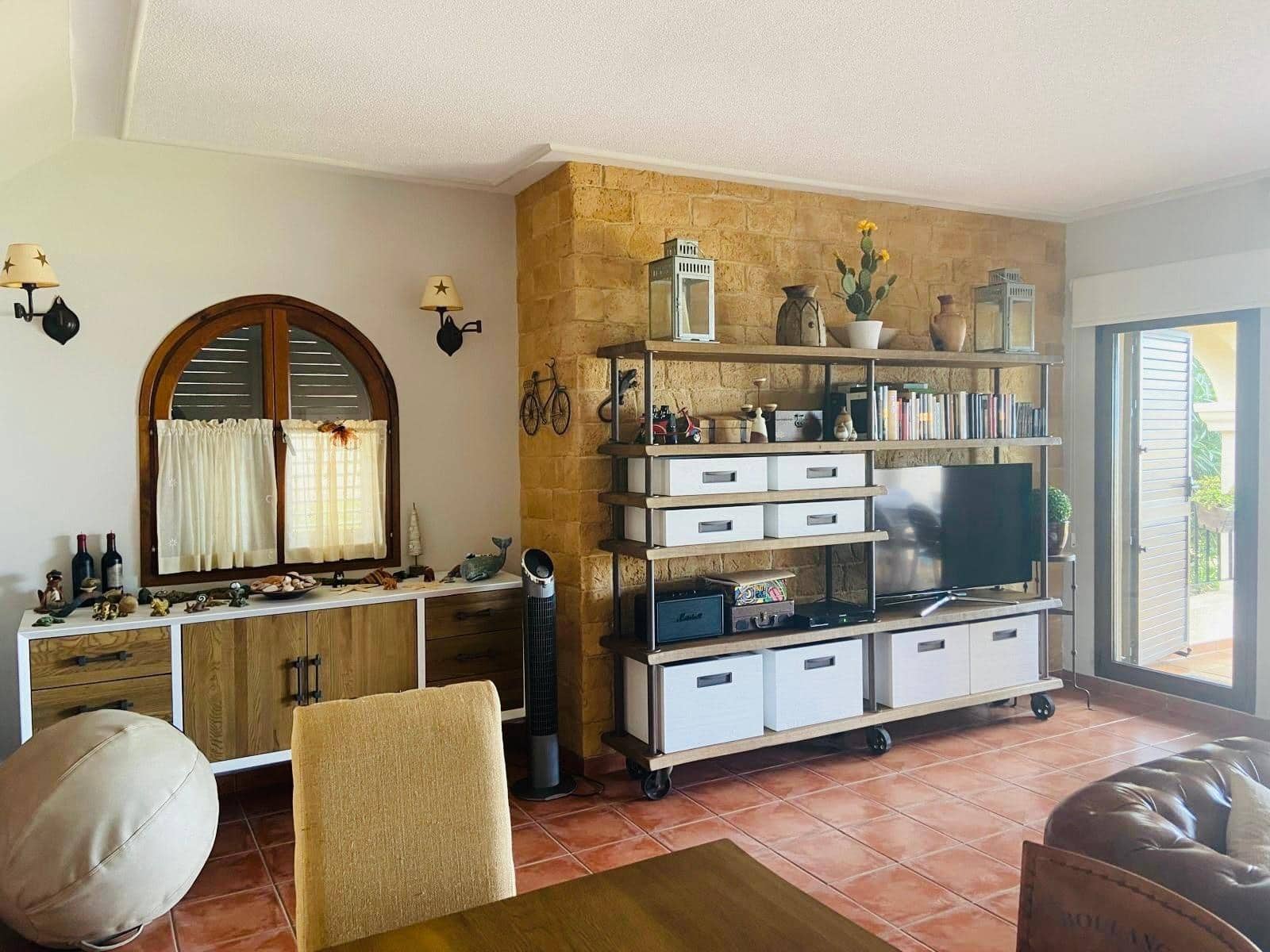 4 soverom Rekkehus til salgs i Gran Alacant med svømmebasseng garasje - € 620 000 (Ref: 8322991)