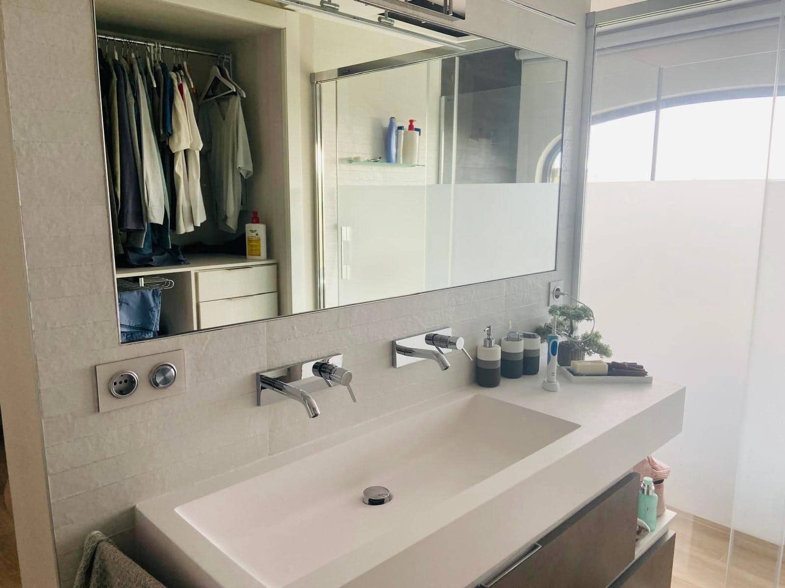 4 soverom Rekkehus til salgs i Gran Alacant med svømmebasseng garasje - € 620 000 (Ref: 8322991)