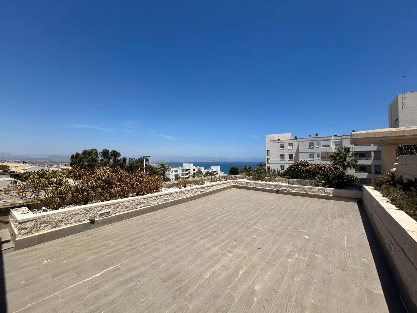 2 bedroom Loft for sale in Gran Alacant with pool - € 350,000 (Ref: 8322992)