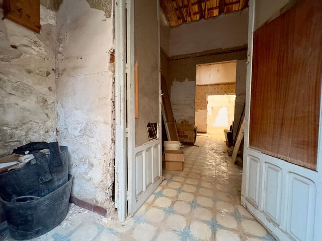 3 bedroom Townhouse for sale in Elche / Elx - € 92,000 (Ref: 8662503)