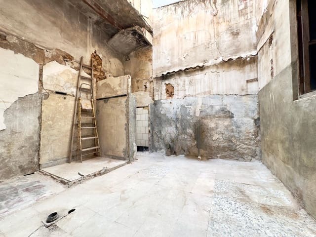 7 makuuhuone Omakotitalo myytävänä paikassa Elche / Elx - 158 000 € (Ref: 8816028)