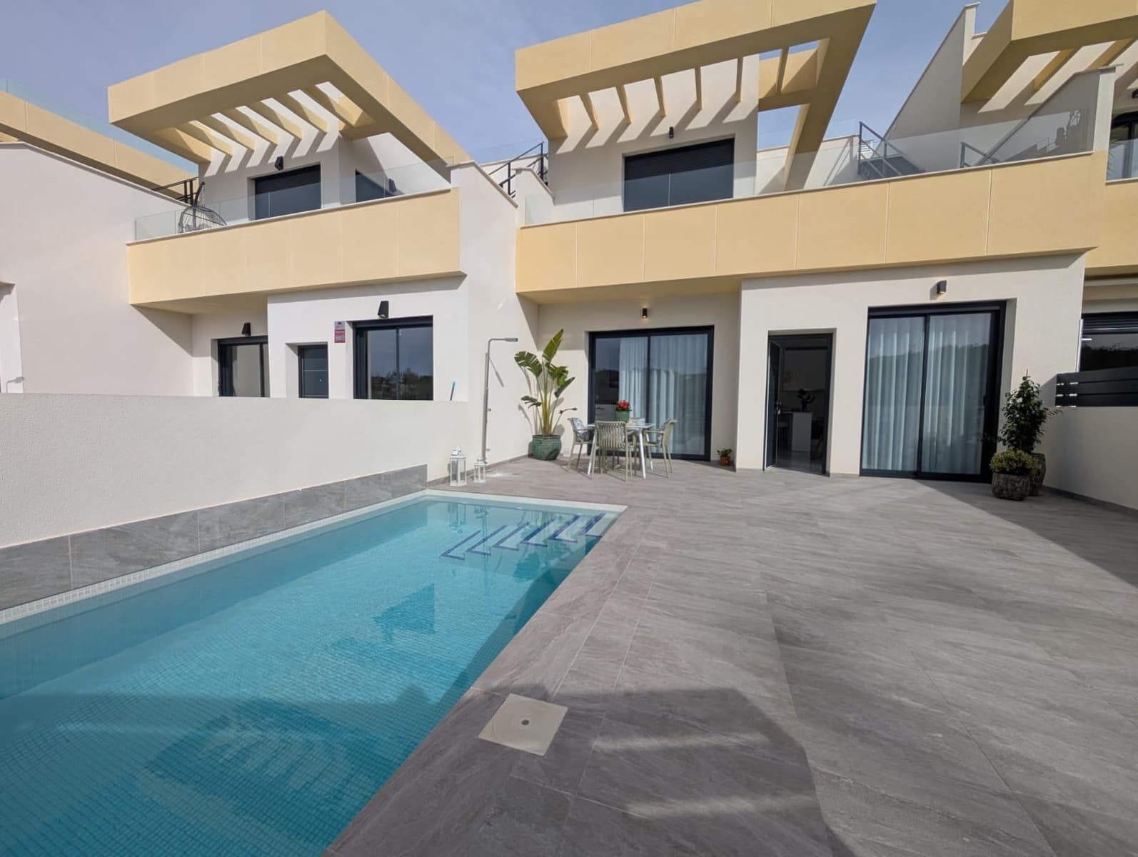 3 soveværelse Rækkehus til salg i Rojales med swimmingpool garage - € 355.900 (Ref: 8847521)