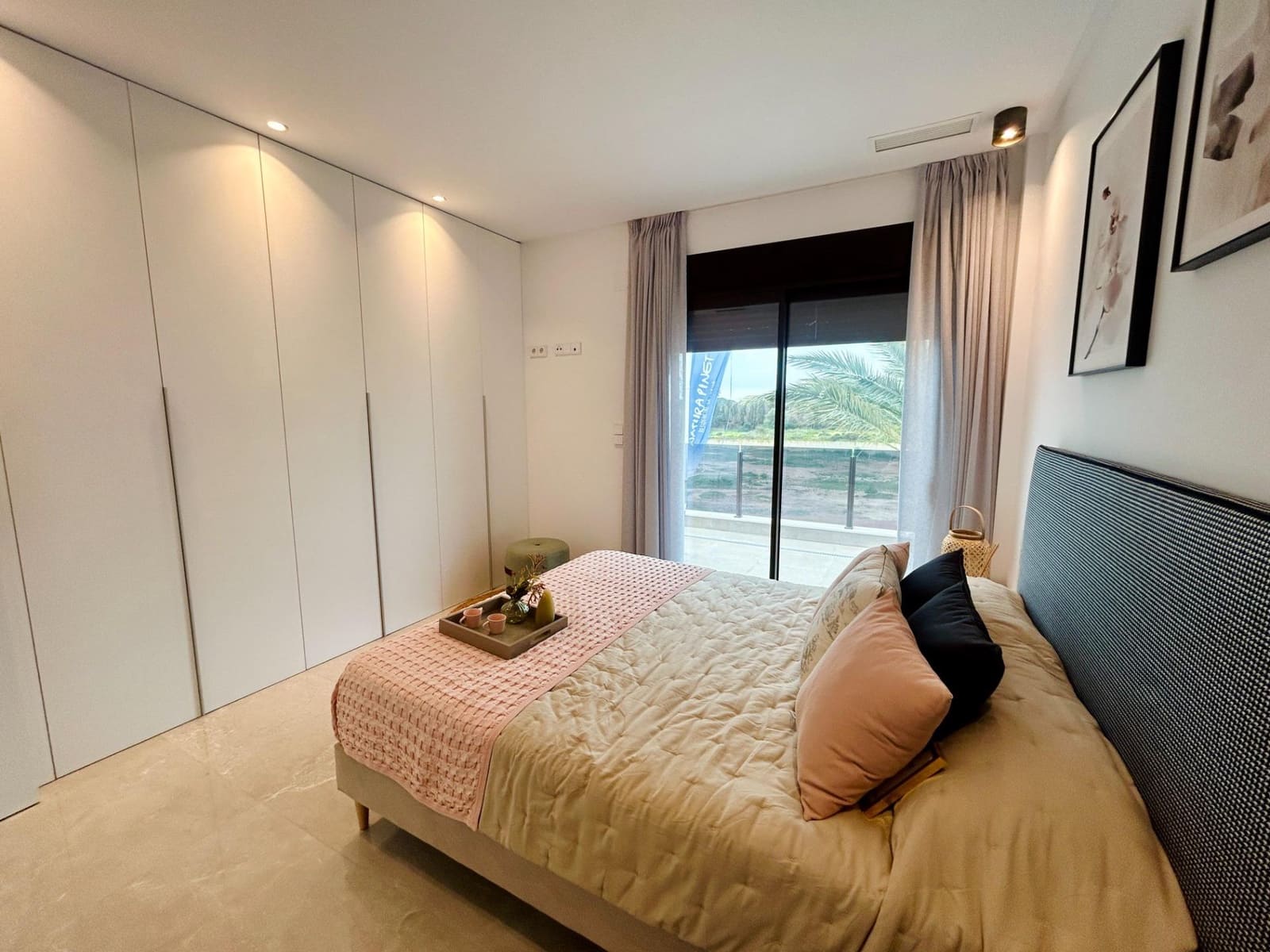 3 soverom Villa til salgs i El Pinet med svømmebasseng garasje - € 535 000 (Ref: 8854780)