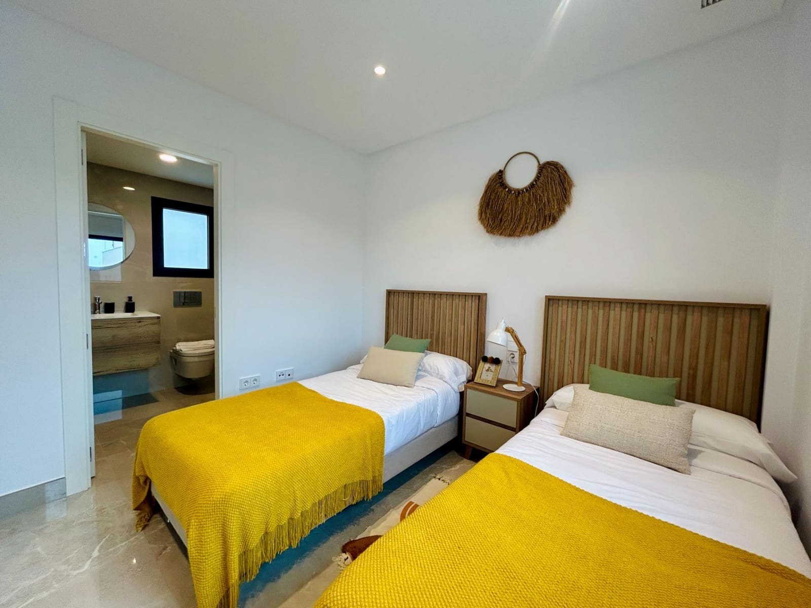 3 soverom Villa til salgs i El Pinet med svømmebasseng garasje - € 535 000 (Ref: 8854780)