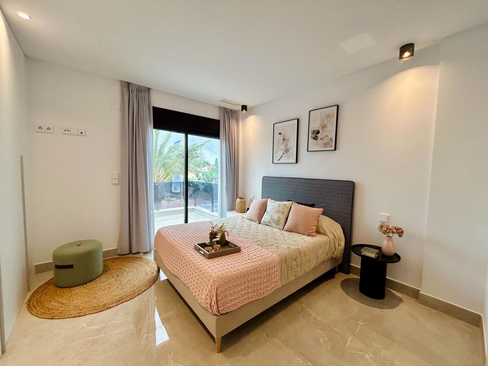 3 soverom Villa til salgs i El Pinet med svømmebasseng garasje - € 535 000 (Ref: 8854780)