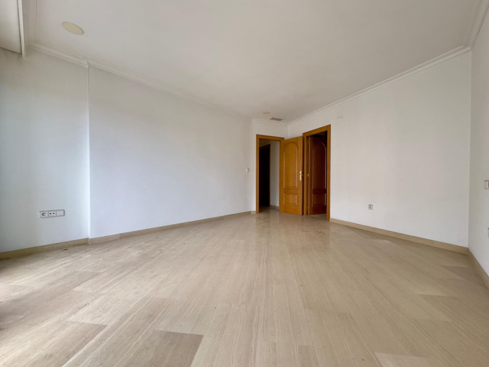 5 soveværelse Lejlighed til salg i Elche / Elx med garage - € 600.000 (Ref: 8932138)