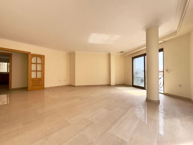 5 soveværelse Lejlighed til salg i Centro, Elche / Elx med garage - € 600.000 (Ref: 8932138)