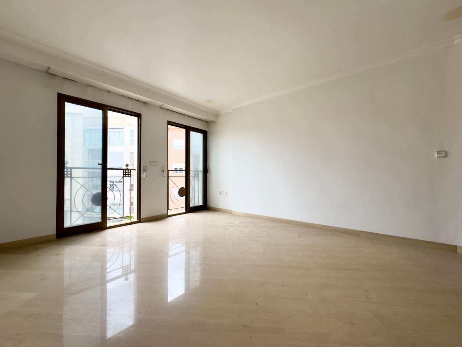 5 soveværelse Lejlighed til salg i Elche / Elx med garage - € 600.000 (Ref: 8932138)