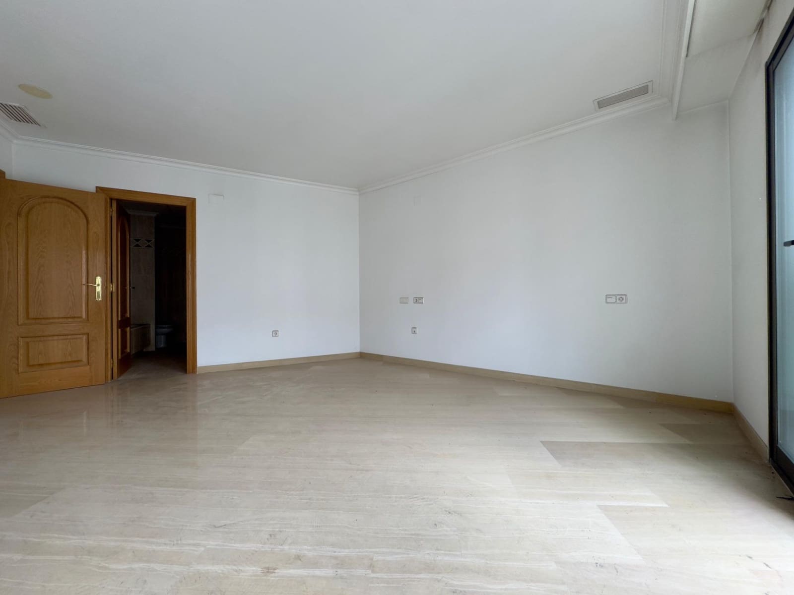 5 soveværelse Lejlighed til salg i Elche / Elx med garage - € 600.000 (Ref: 8932138)