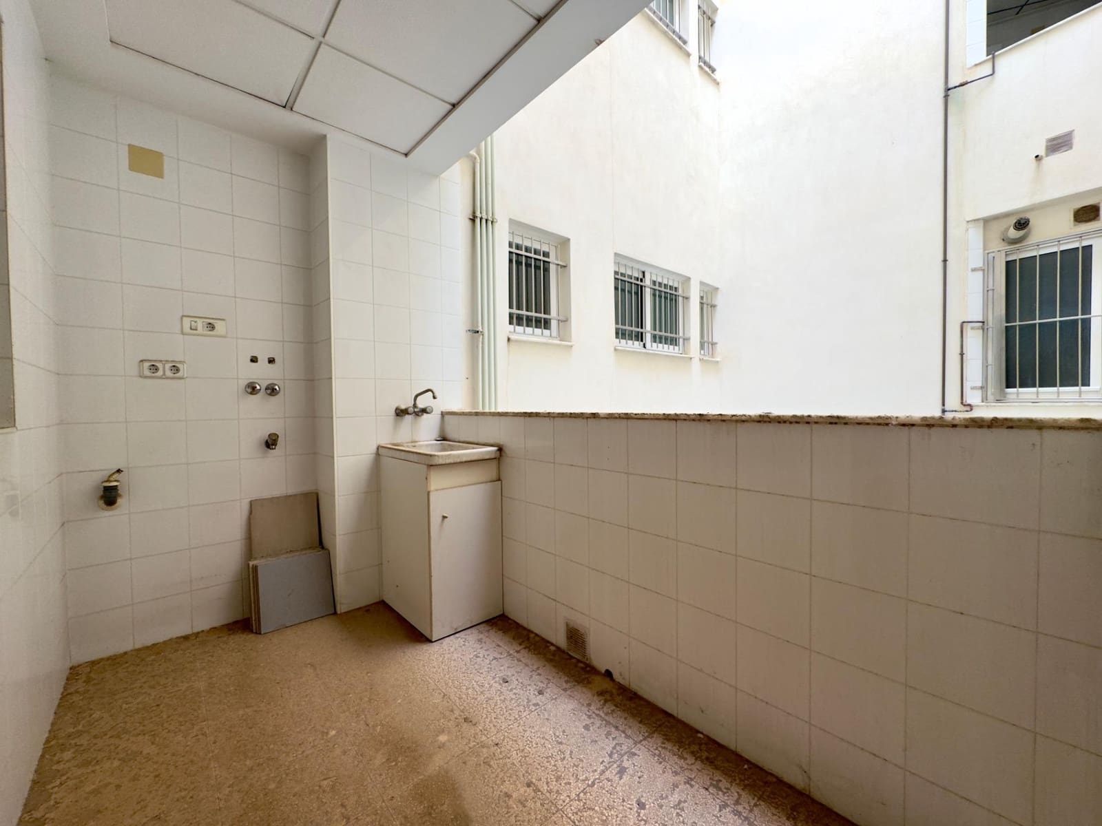 5 soveværelse Lejlighed til salg i Elche / Elx med garage - € 600.000 (Ref: 8932138)