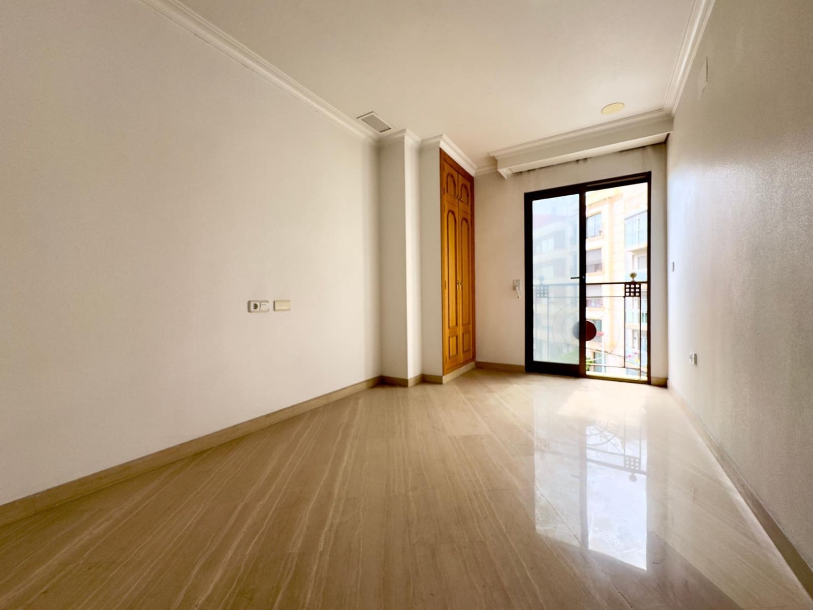 5 soveværelse Lejlighed til salg i Elche / Elx med garage - € 600.000 (Ref: 8932138)