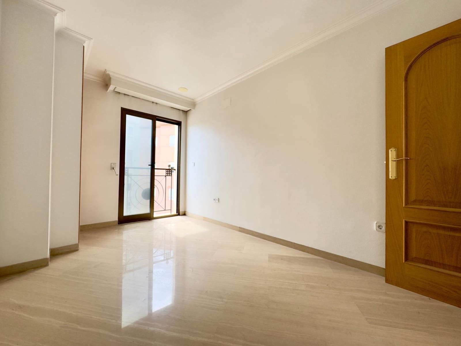 5 soveværelse Lejlighed til salg i Elche / Elx med garage - € 600.000 (Ref: 8932138)