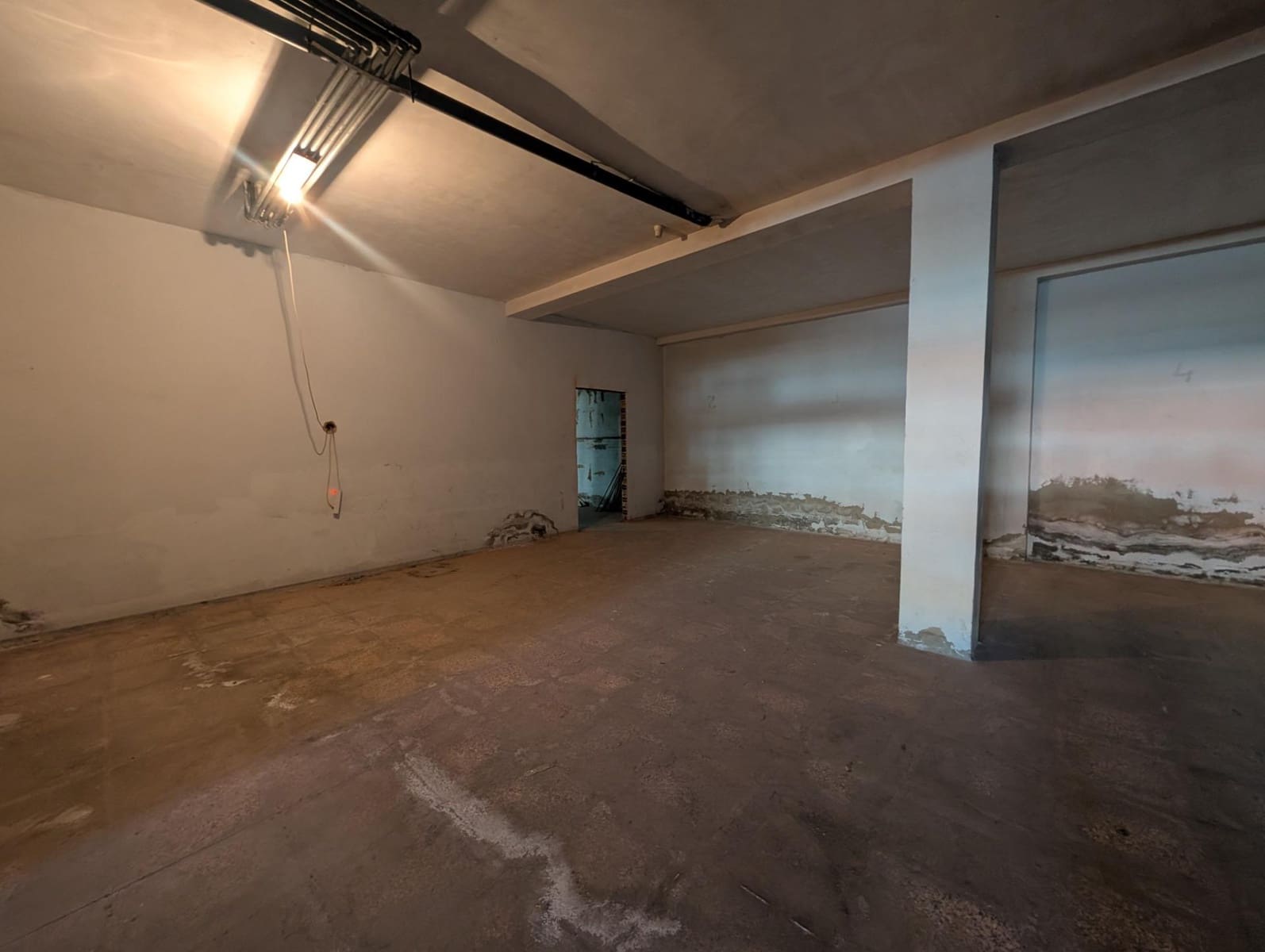 Local Commercial à vendre à Elche / Elx - 180 000 € (Ref: 8936715)