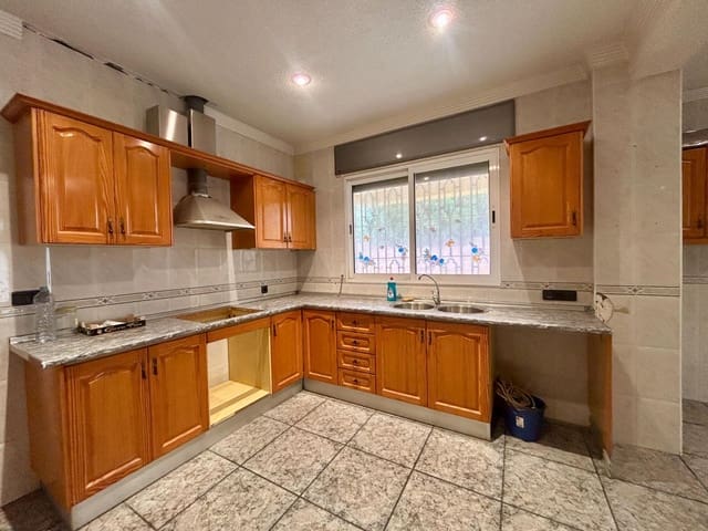 8 sypialnia Willa na sprzedaż w Elche / Elx - 630 000 € (Ref: 9014218)