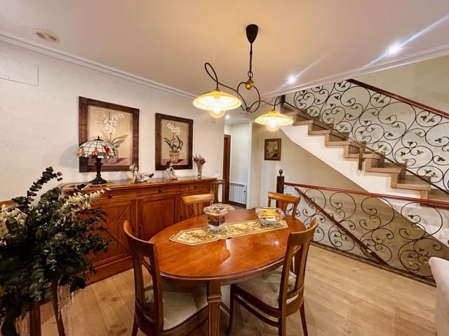 3 soveværelse Bungalow til salg i Elche / Elx med swimmingpool garage - € 445.000 (Ref: 9232630)