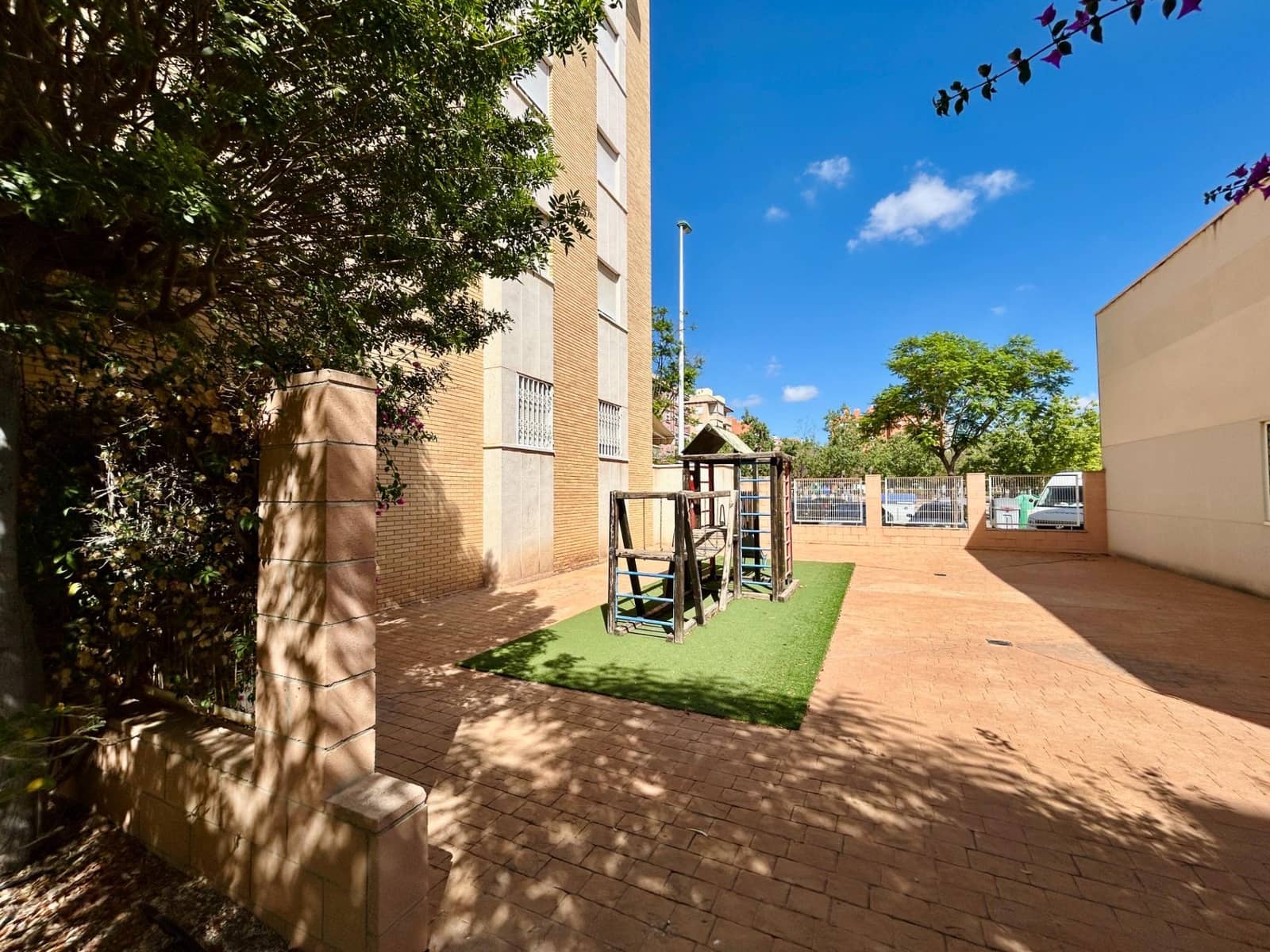 3 soverom Bungalow til salgs i Elche / Elx med svømmebasseng garasje - € 445 000 (Ref: 9232630)