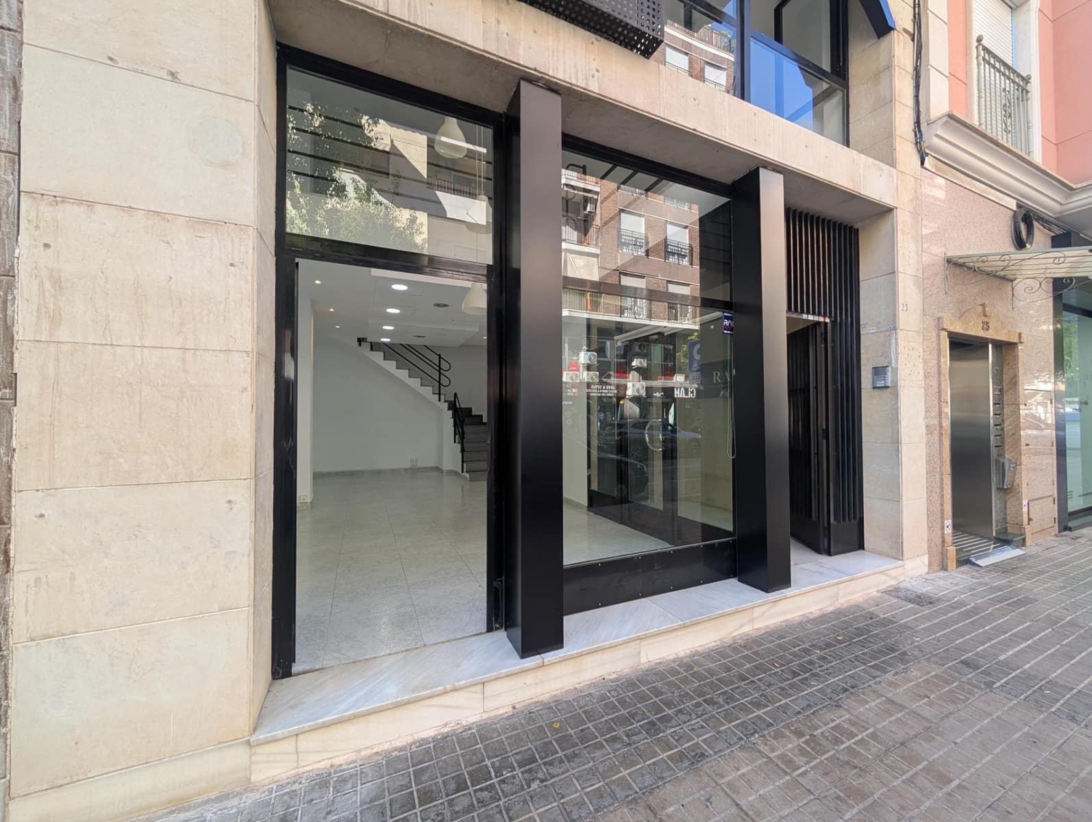 Erhverv til leje i Elche / Elx - € 650 (Ref: 9242999)