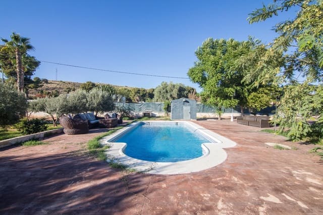 Chalet de 3 habitaciones en Peña de las Águilas, Elche / Elx en venta con piscina - 430.000 € (Ref: 9272668)