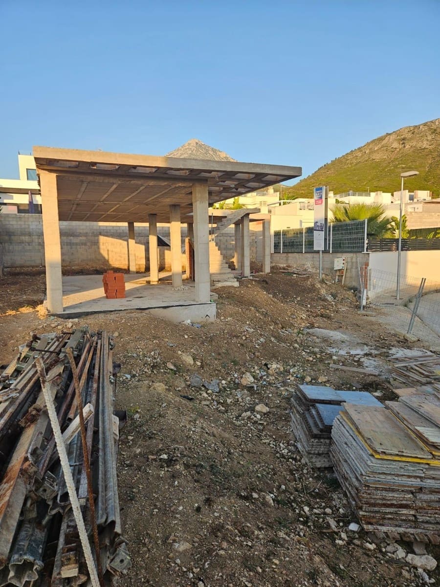 Tomt till salu i Polop - 220 000 € (Ref: 9303598)