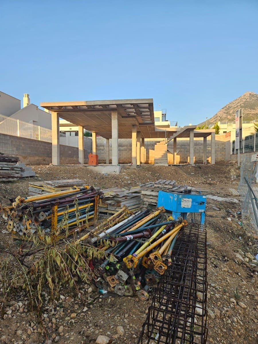 Tomt till salu i Polop - 220 000 € (Ref: 9303598)