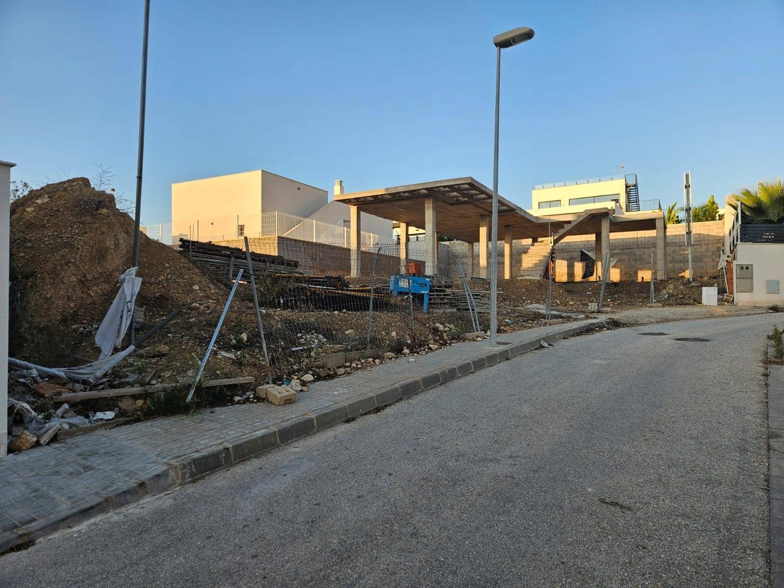 Tomt till salu i Polop - 220 000 € (Ref: 9303598)