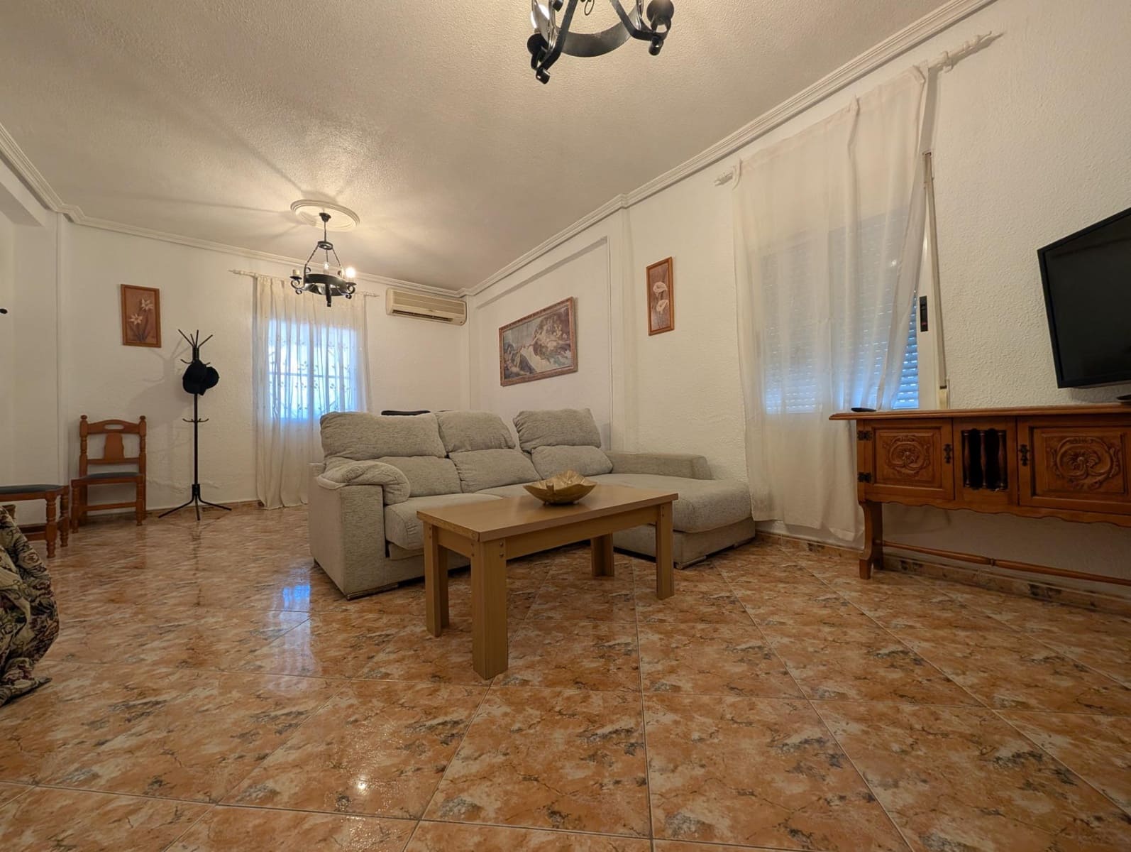 5 makuuhuone Huvila myytävänä paikassa Elche / Elx - 355 000 € (Ref: 9317892)