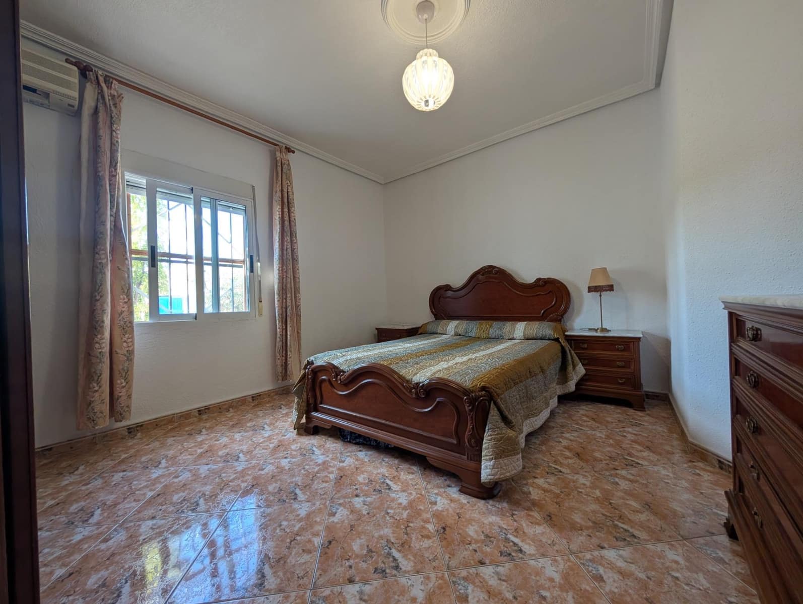 5 makuuhuone Huvila myytävänä paikassa Elche / Elx - 355 000 € (Ref: 9317892)