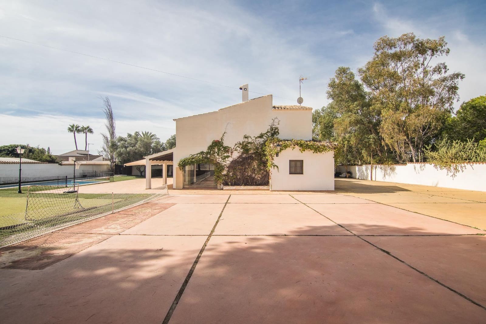 4 soverom Villa til salgs i Santa Pola med svømmebasseng garasje - € 1 150 000 (Ref: 9353667)